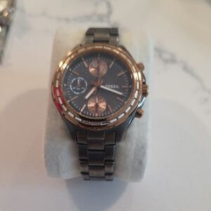 🕰️ Fossil Dylan Chronograph Grey Dial Smoke Ion-Plated Ladies Watch (CH2825)